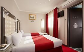 Hotel Amelot Paris